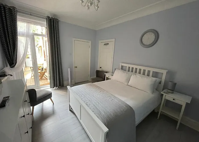 Kates\'S Place
